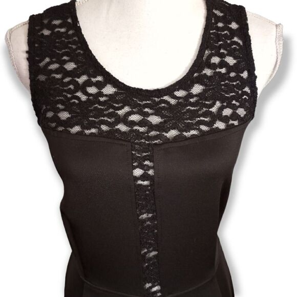 ENFOCUS STUDIO BLACK DRESS W/LACE DETAILING SZ.14 EUC - Picture 2 of 7